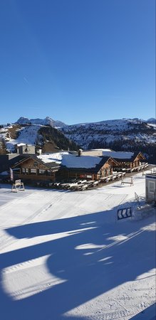 Winter presentation photo Mountain hut Burz