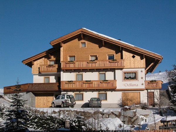 Foto esterno in inverno Ciasa Odlana
