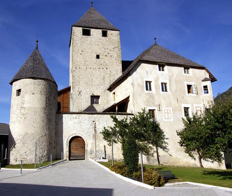 Foto Außenansicht Museum Ladin Ćiastel de Tor