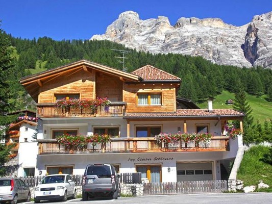 Foto esterno Appartamenti Ciasa Settsass