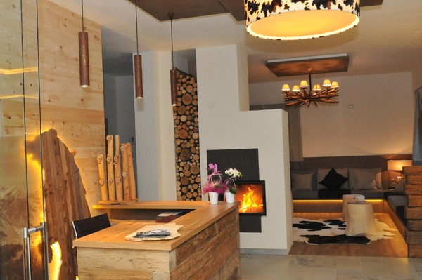 Die Gemeinschaftsräume Hotel Chalet Tovel - Mountain Lake