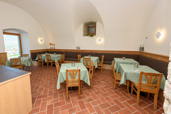 The restaurant Taio (Val di Non) La Pieve
