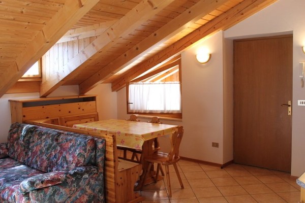 La zona giorno Appartamenti in agriturismo Mas da la Val