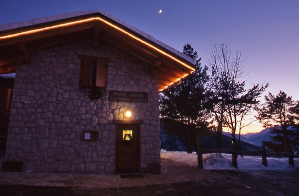 Photo exteriors Hotel Mountain lodge Predaia Ai Todes'ci