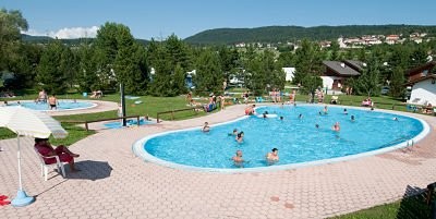 Photo of the outdoor swimming pool