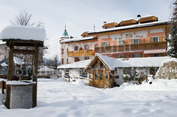 Foto esterno Hotel Rosa