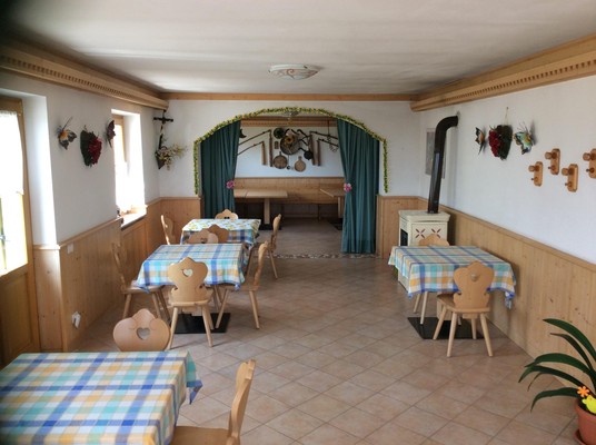 The restaurant Cloz (Novella - Rumo) Maso Tafol