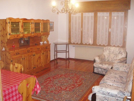 Der Wohnraum Ferienwohnungen auf dem Bauernhof Leonardelli Pio