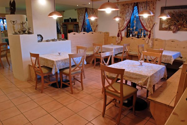 Il ristorante Ronzone Stella delle Alpi Wellness & Resort