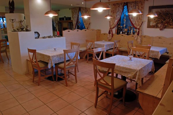 Il ristorante Ronzone Stella delle Alpi Wellness & Resort