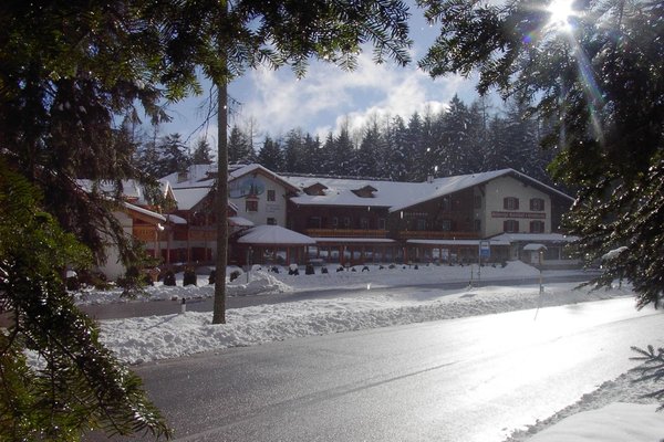 Foto Außenansicht im Winter Waldheim Resort & Spa