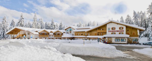 Foto esterno in inverno Waldheim Resort & Spa