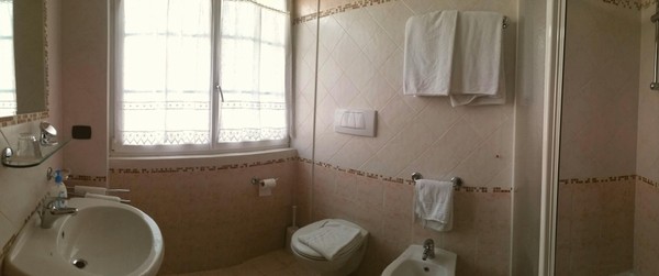 Foto del bagno B&B + Appartamenti in agriturismo Casamela