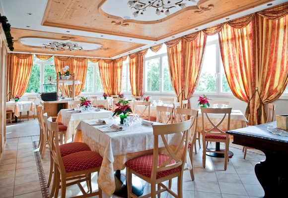 Das Restaurant Ronzone Stella delle Alpi Wellness & Resort