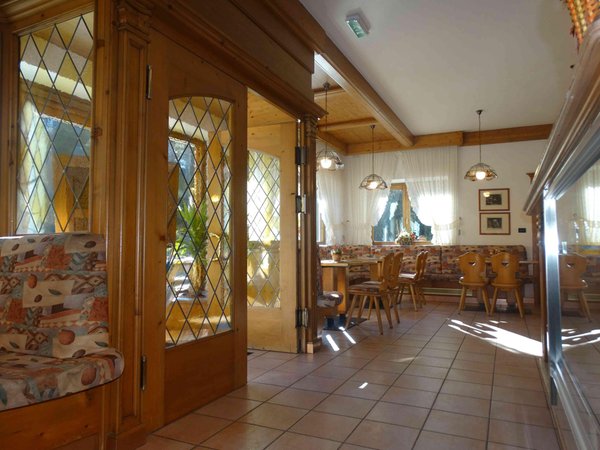Il ristorante Sfruz (Val di Non) Baita Sette Larici
