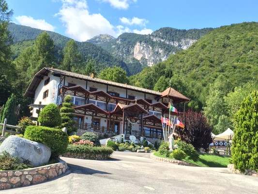 Foto esterno Ristorante Scoiattolo
