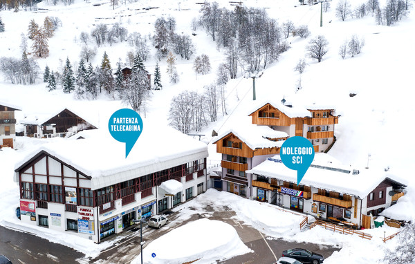 Foto Außenansicht Skiverleih Peio 3000