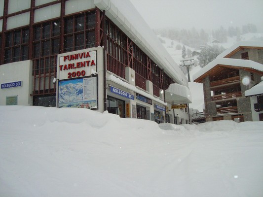 Foto esterno Noleggio sci e snowboard Montelli Sport