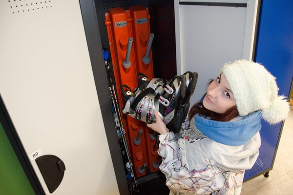 Ski Art Daolasa - Noleggio sci Commezzadura
