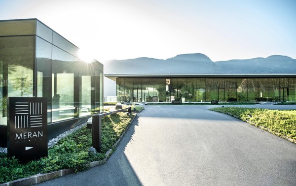 Photo exteriors Kellerei Meran - Cantina Merano