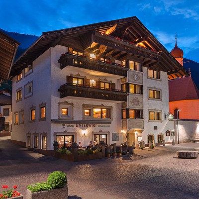 Foto Außenansicht Weinkellerei Martinerhof's Kellerei Unterwirt