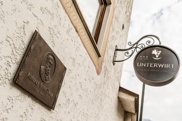 Foto Außenansicht Weinkellerei Martinerhof's Kellerei Unterwirt