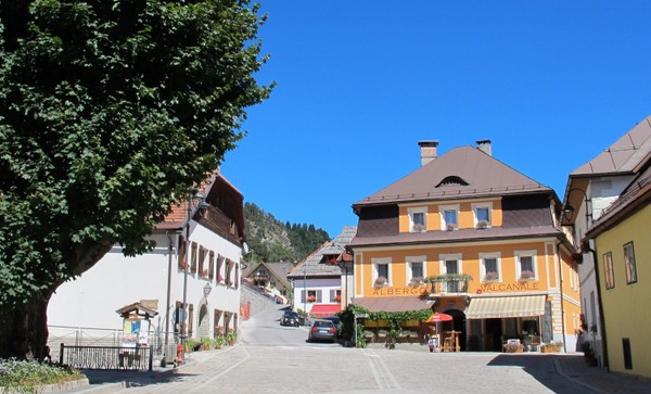 Foto Außenansicht Garni-Hotel Valcanale