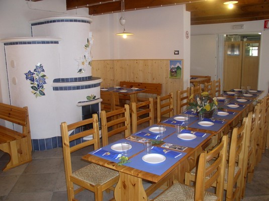 Il ristorante Sella Nevea Malga Montasio
