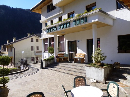 Foto Außenansicht Hotel Park Oasi