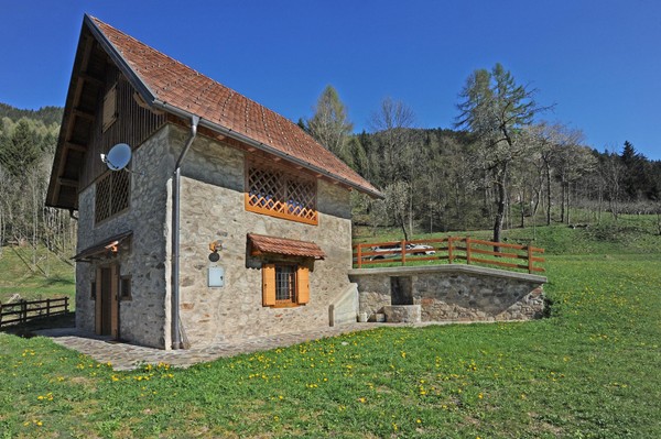 Foto esterno Albergo diffuso Comeglians