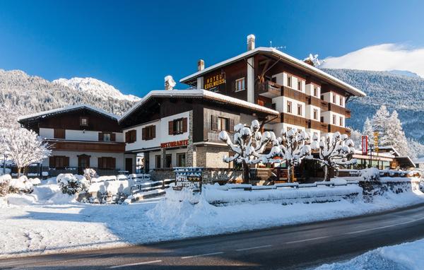 Foto invernale di presentazione Hotel Edelweiss