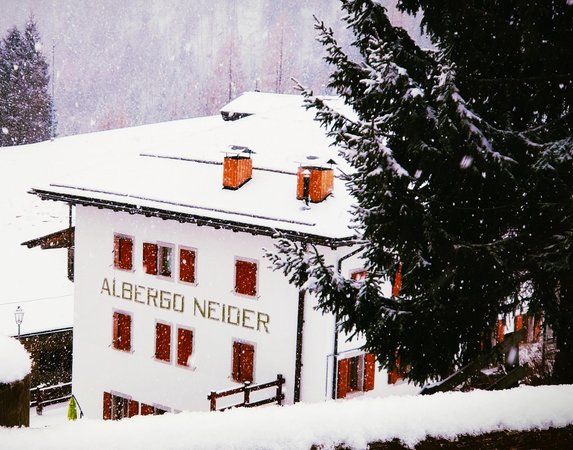 Foto invernale di presentazione Albergo Neider