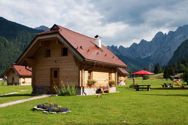 Sommer Präsentationsbild Ferienhaus Alpi Giulie Chalet Resort