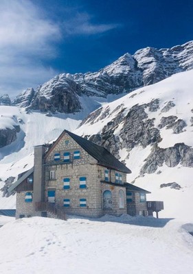 Foto esterno Rifugio con camere Celso Gilberti