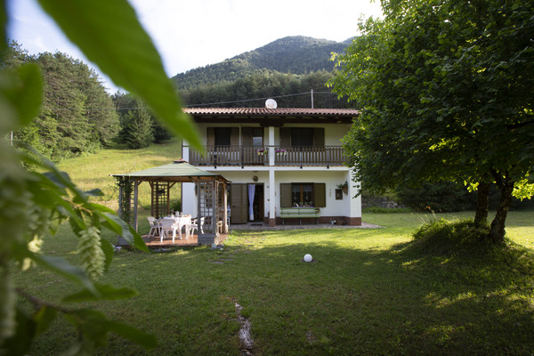 Immagine Casa vacanze Chalet Martignilas - La casa nel bosco