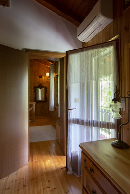 Foto der Ferienwohnung Chalet Martignilas - La casa nel bosco