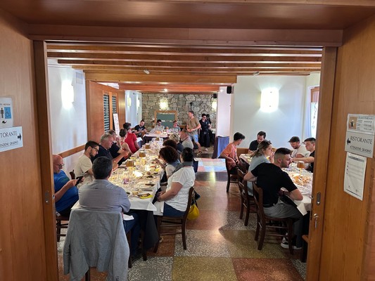 Das Restaurant Claut (Piancavallo und die Friauler Dolomiten) Vittoria