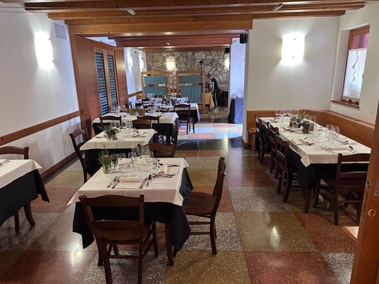 Das Restaurant Claut (Piancavallo und die Friauler Dolomiten) Vittoria