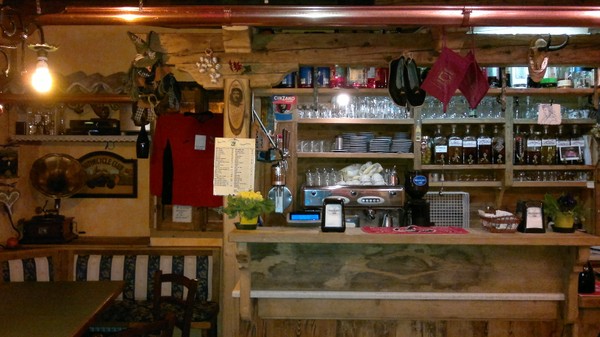Das Restaurant Erto e Casso (Piancavallo und die Friauler Dolomiten) Gallo Cedrone