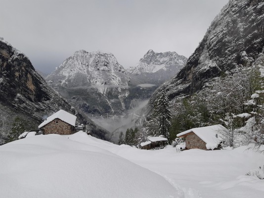 La posizione Rifugio Casera Mela Erto e Casso (Piancavallo e Dolomiti Friulane)
