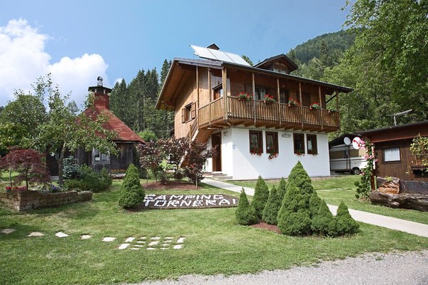 Foto Außenansicht Campingplatz Tornerai