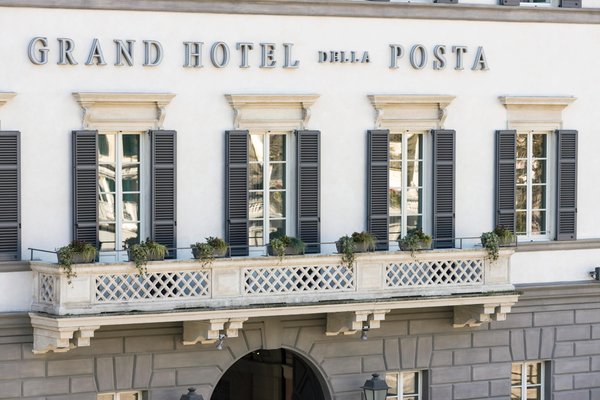 Foto esterno in estate Grand Hotel Della Posta - Dimora Storica