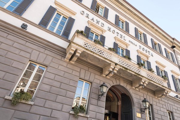 Foto esterno in estate Grand Hotel Della Posta - Dimora Storica