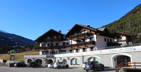 Foto Außenansicht Residence Fior D'Alpe