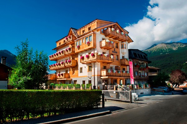 Foto Außenansicht Hotel Sottovento Luxury Hospitality