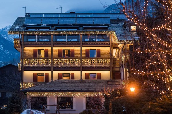 Photo exteriors in winter Genzianella