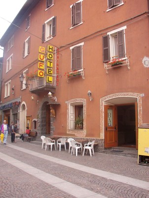 Photo exteriors Hotel Gufo