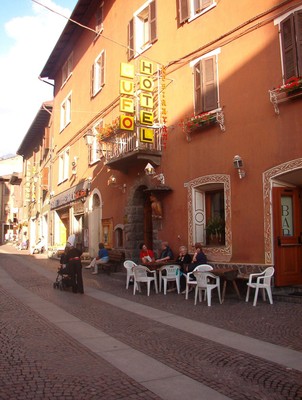 Photo exteriors Hotel Gufo