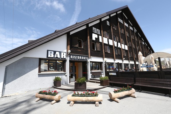 Foto Außenansicht Hotel Pirovano IV