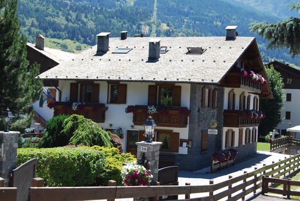 Foto esterno Appartamenti Chalet Gardenia